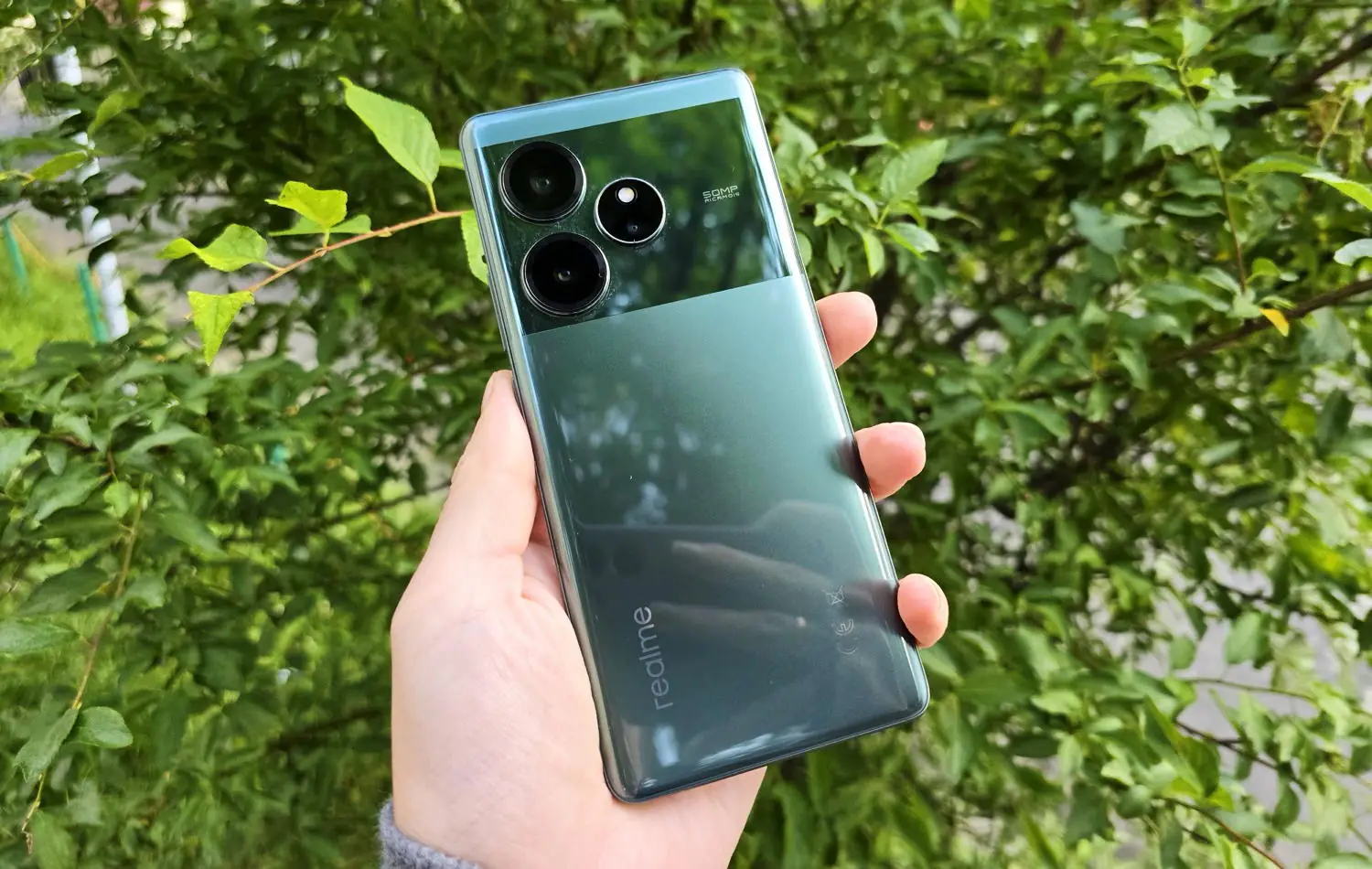 realme GT6