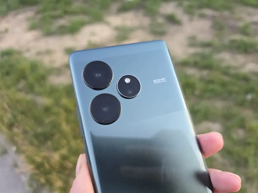 realme GT 6