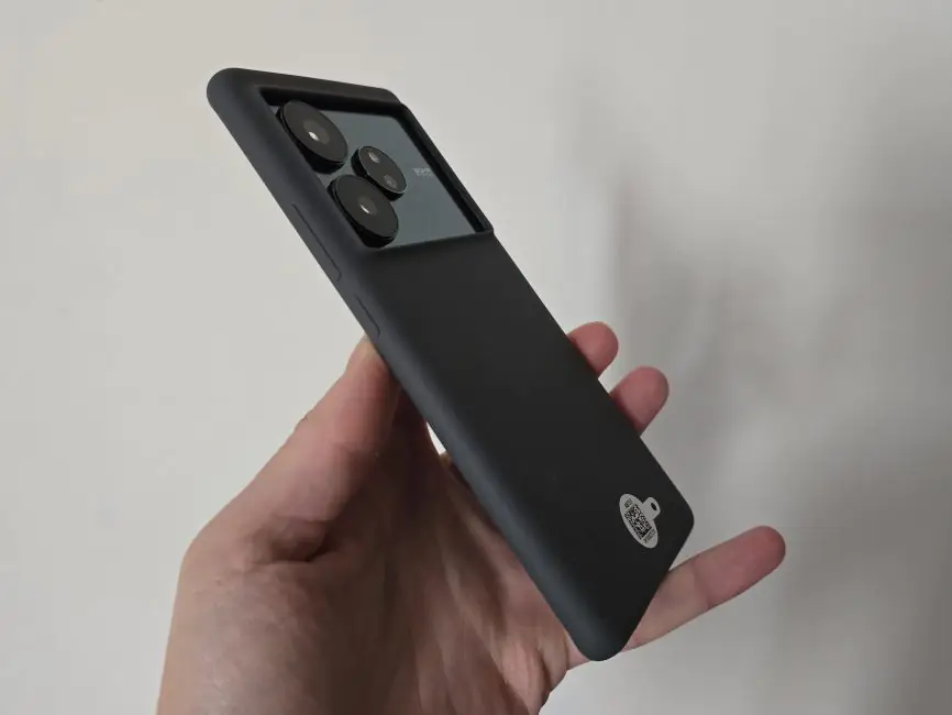 realme GT 6