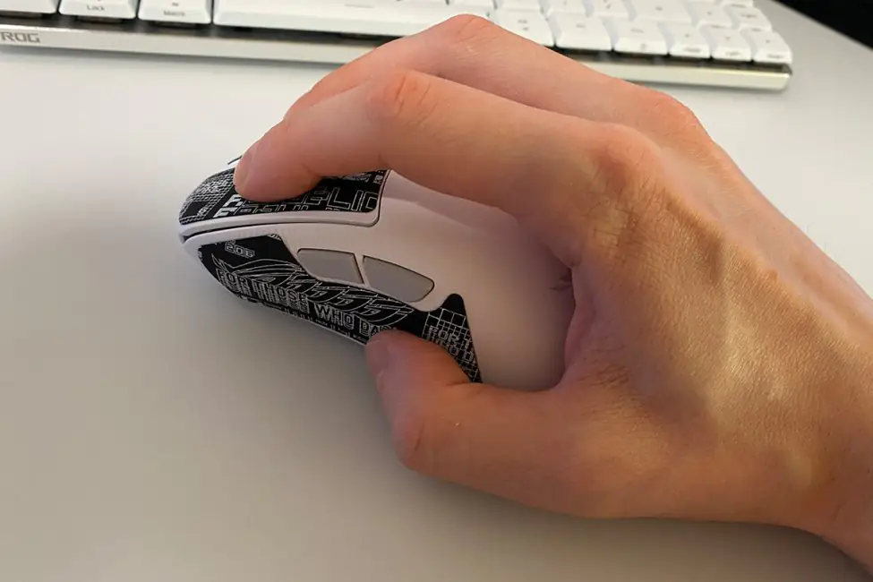 ASUS ROG 马来短剑 Ace