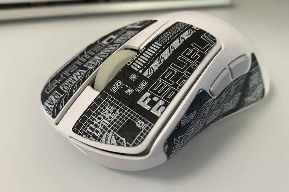 ASUS ROG 马来短剑 Ace