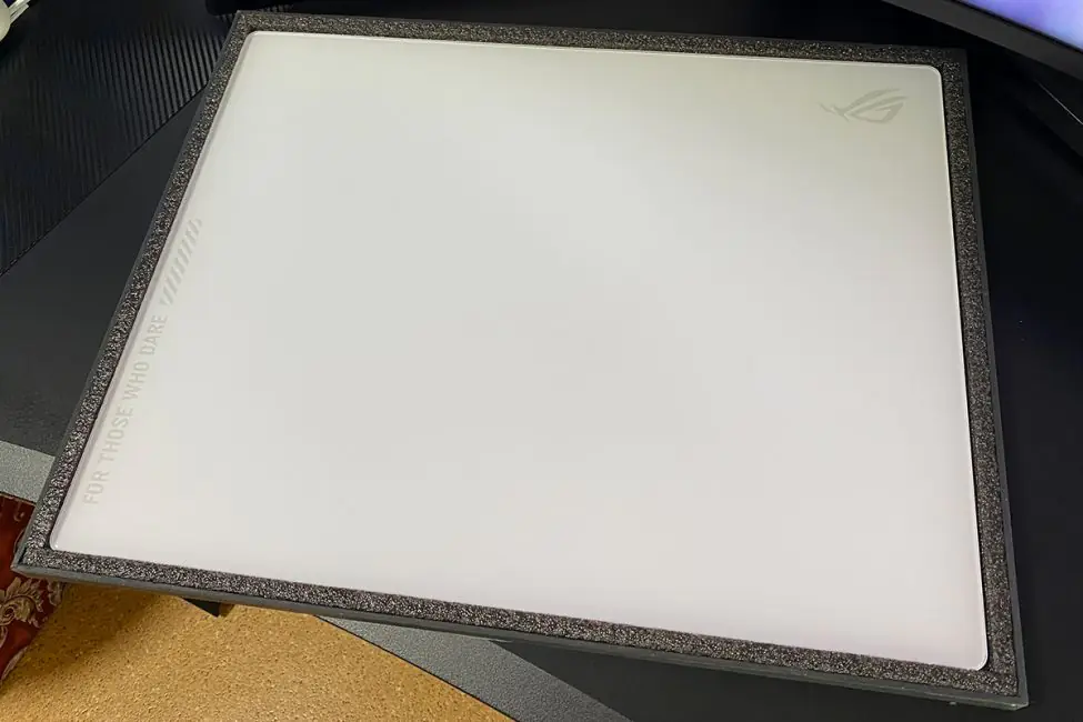 ASUS ROG 月长石 Ace L