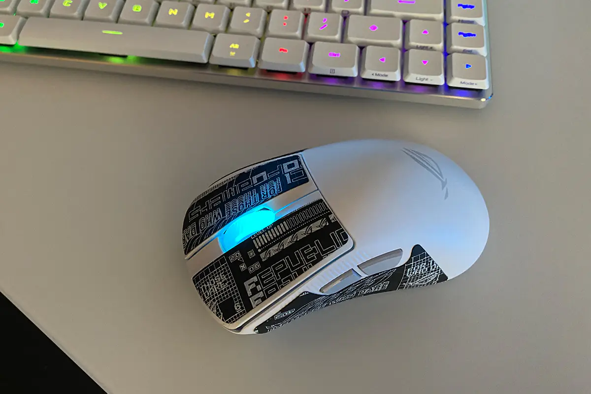 ASUS ROG 马来短剑 Ace