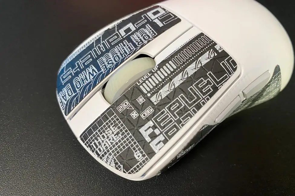 ASUS ROG 马来短剑 Ace