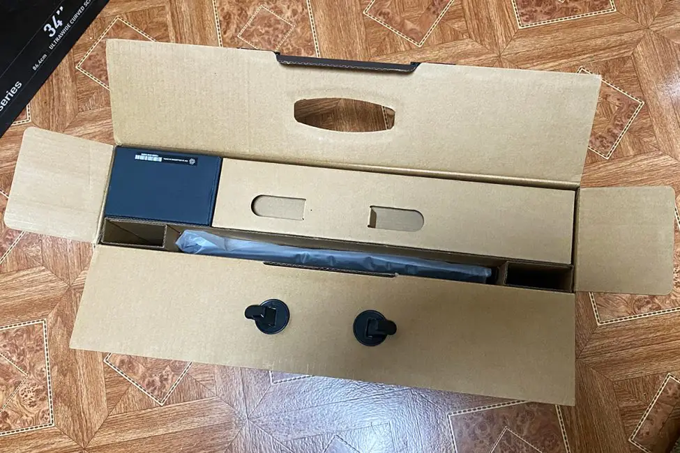 ASUS ROG Zéphyrus G16 2024 (GU605MI-QR064W)