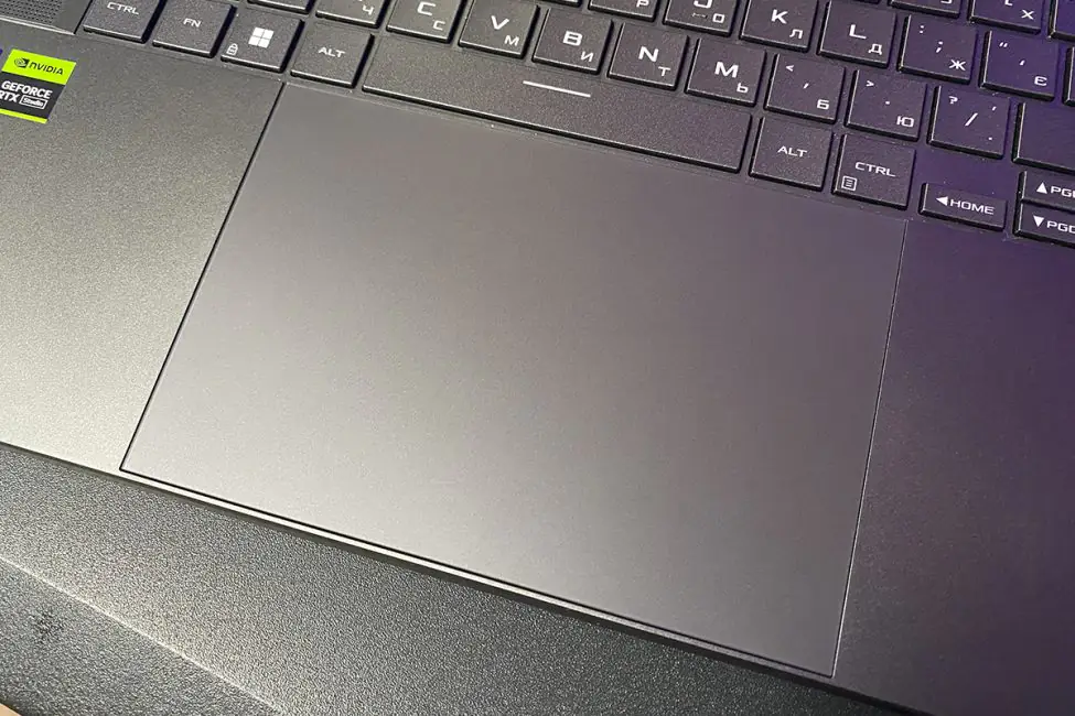 ASUS ROG Zéphyrus G16 2024 (GU605MI-QR064W)