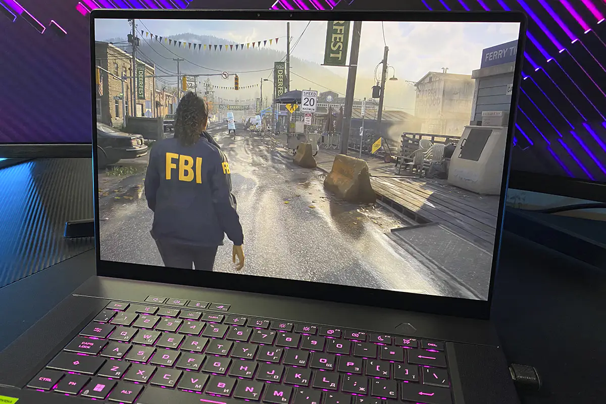 ASUS ROG Zéphyrus G16 2024 (GU605MI-QR064W)