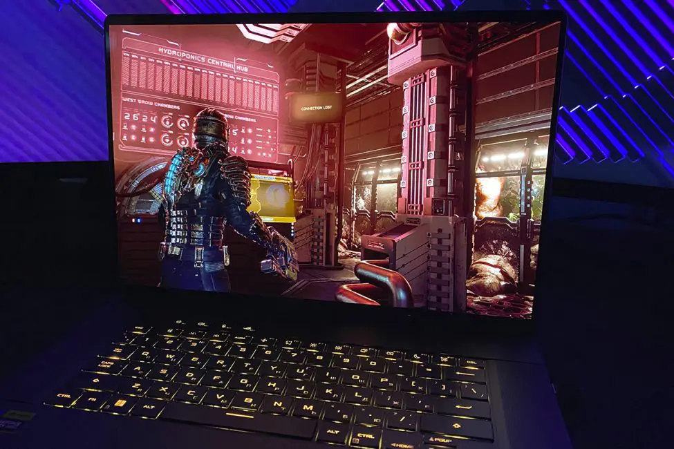 ASUS ROG Zéphyrus G16 2024 (GU605MI-QR064W)