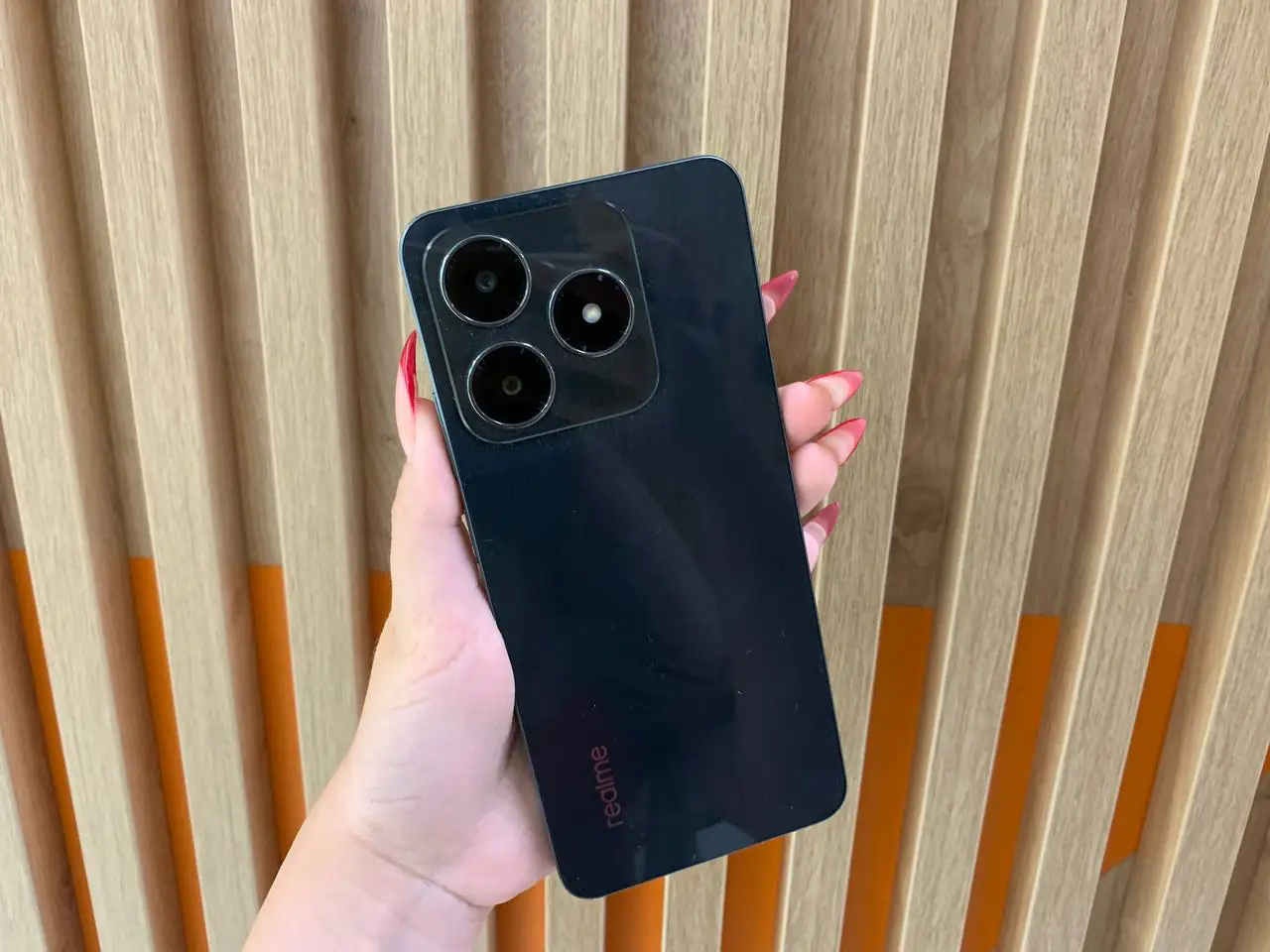 realme C61