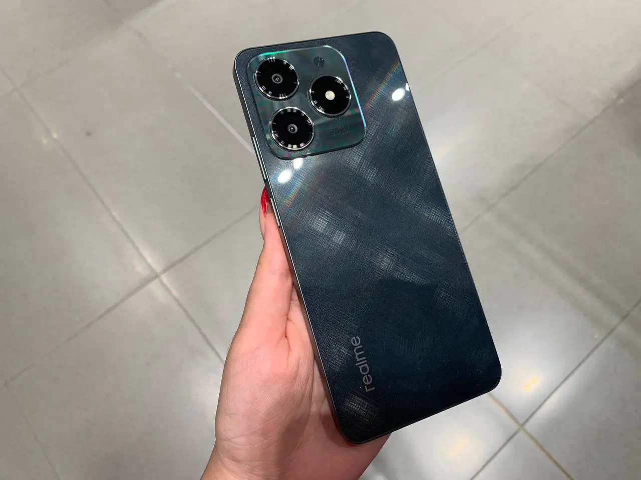 realme C61