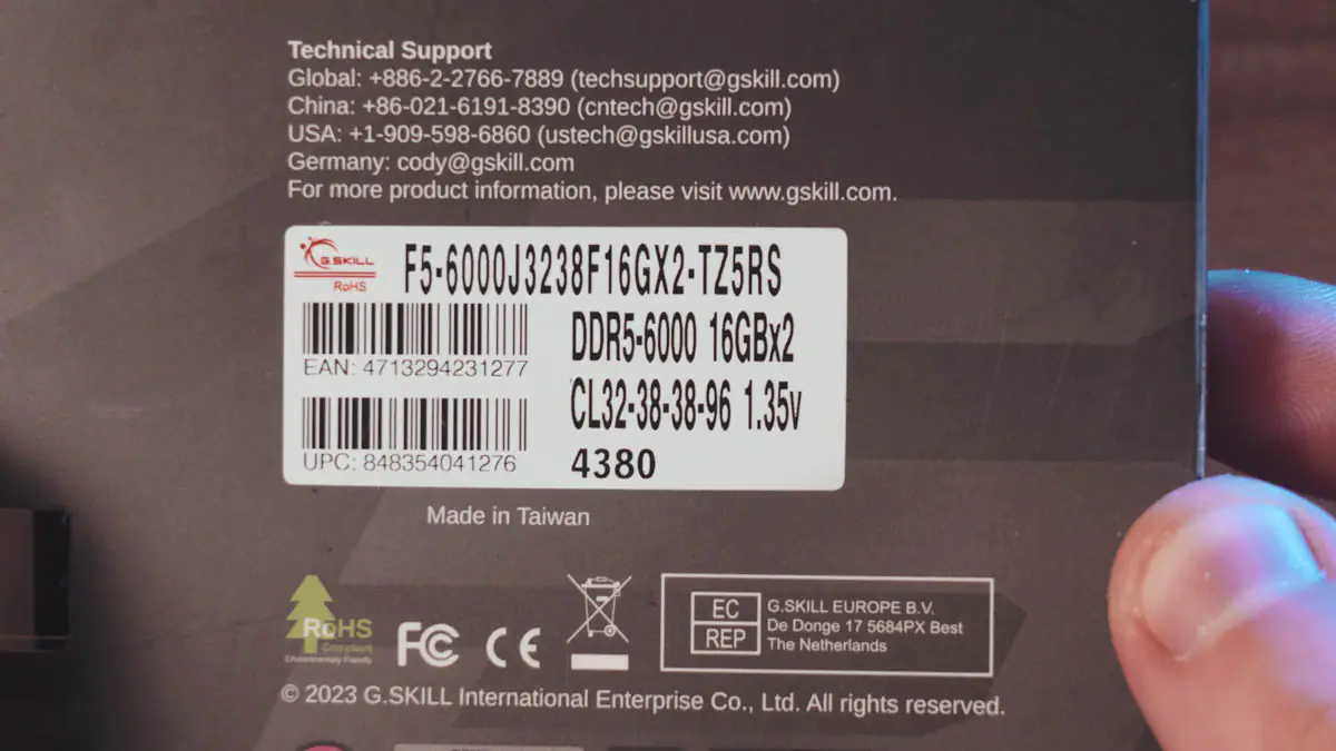 G.Skill 三叉戟 Z5 RGB DDR5-6000 32GB