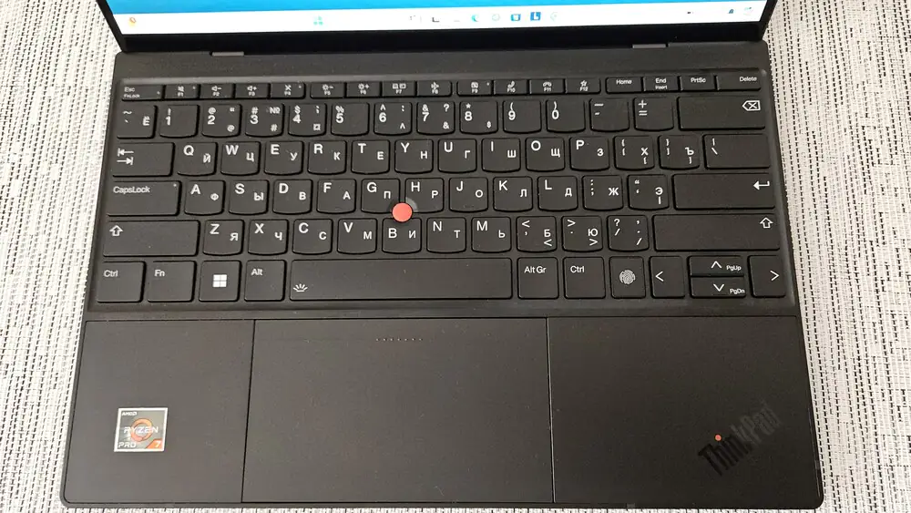 Lenovo ThinkPad Z13 Gen 2