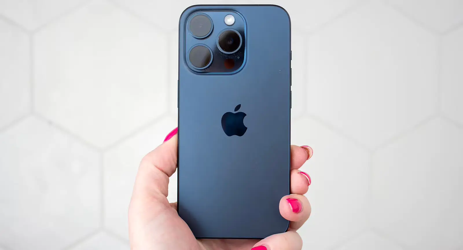 Apple iPhone 15 Pro