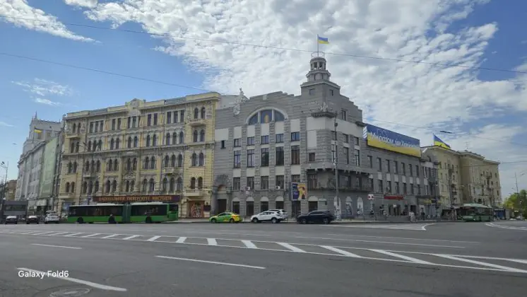 Samsung Galaxy Атираа6