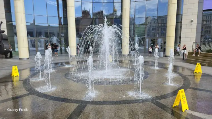 Samsung Galaxy Атираа6