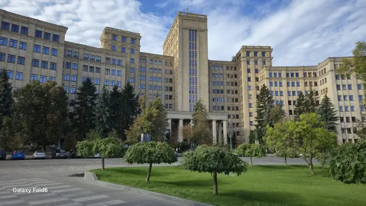 Samsung Galaxy Атираа6