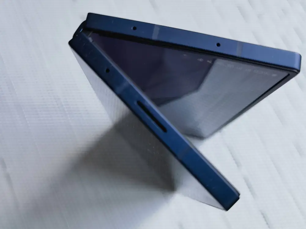 Samsung Galaxy Атираа6
