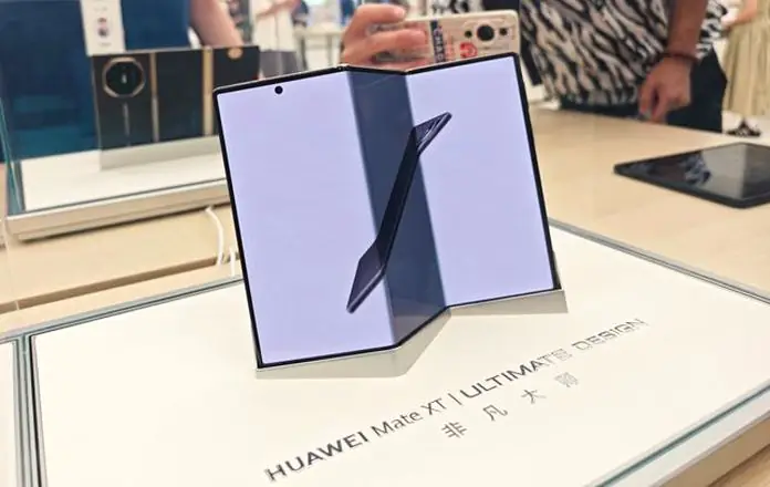 Huawei Mate XT