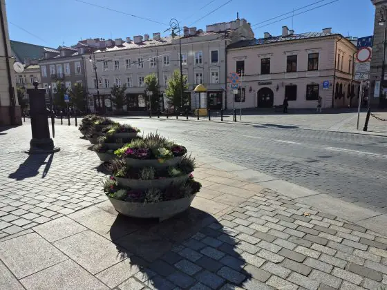 Samsung Galaxy S24 FE зураг