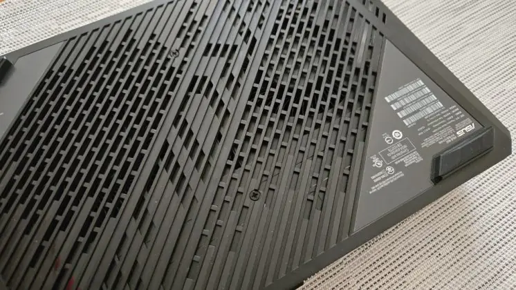 ASUS ROG 970年NUC