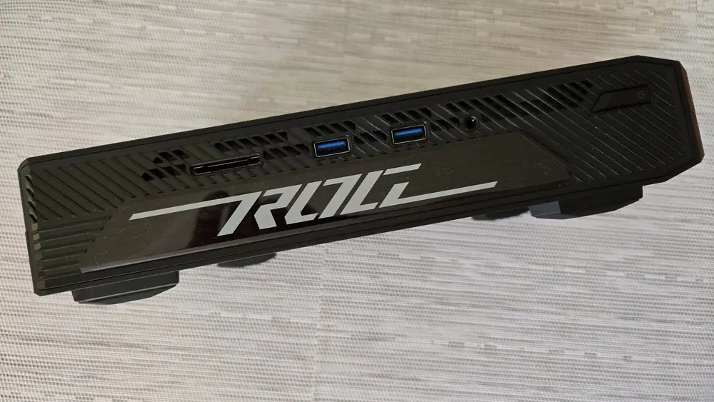 ASUS ROG 970年NUC