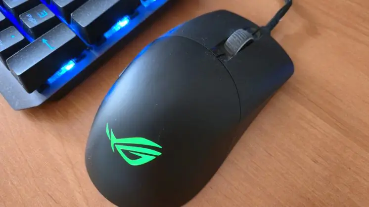 ASUS ROG 970年NUC