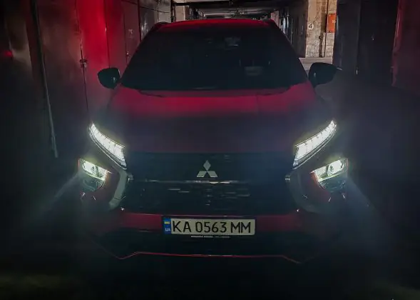 Mitsubishi Eclipse Cross Headlights