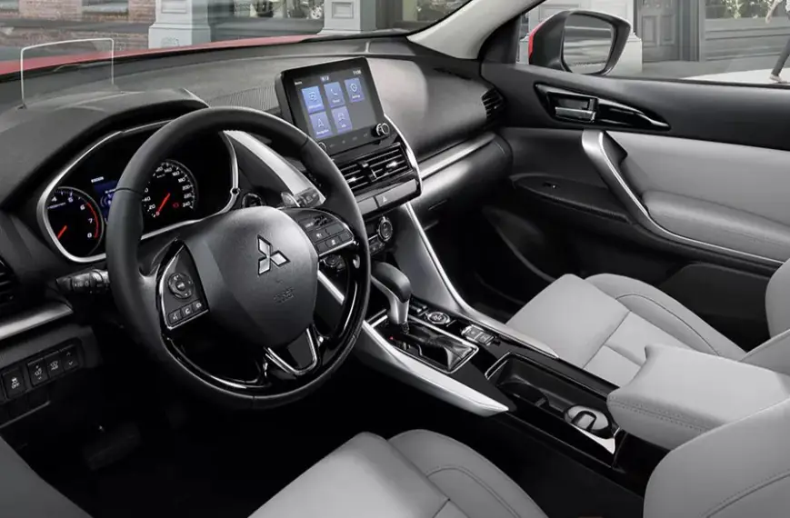 Mitsubishi Eclipse Cross - salon interior