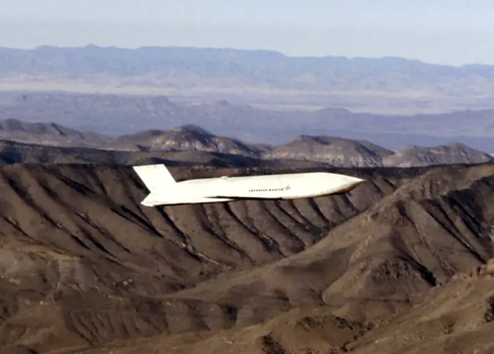 AGM-158 JASSM ミサイル