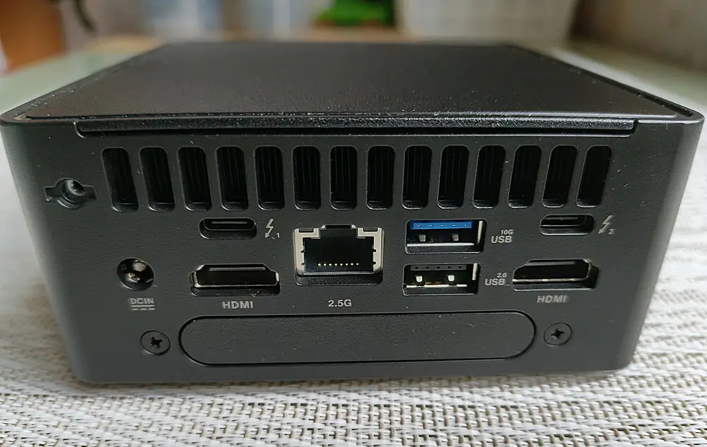 ASUS NUC 14 专业版