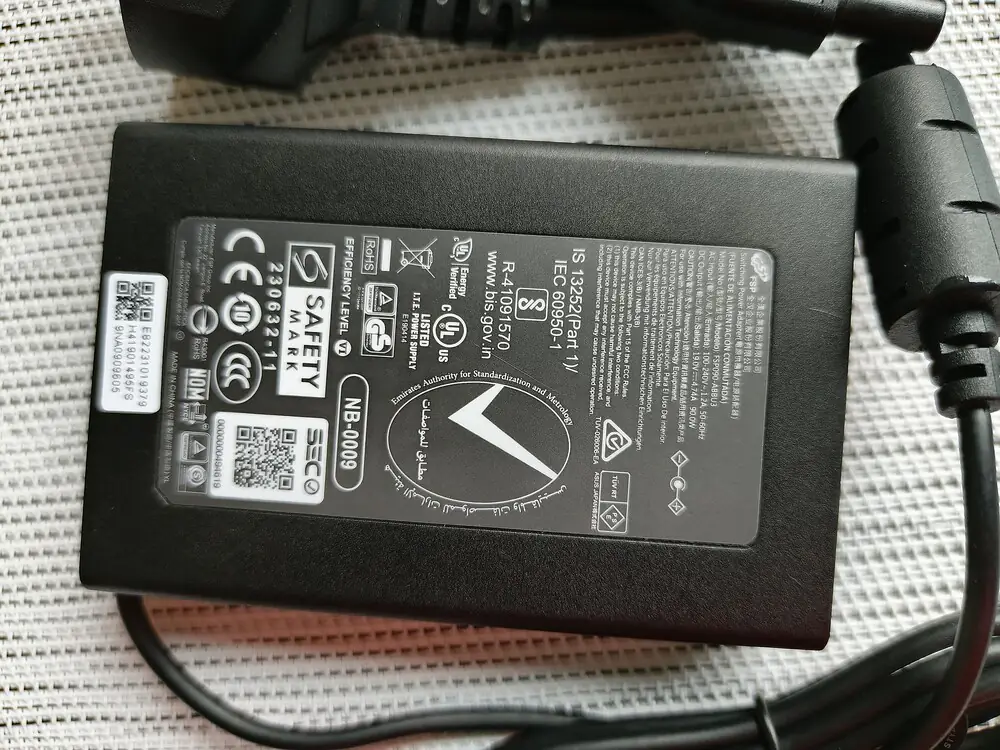 ASUS NUC 14 专业版