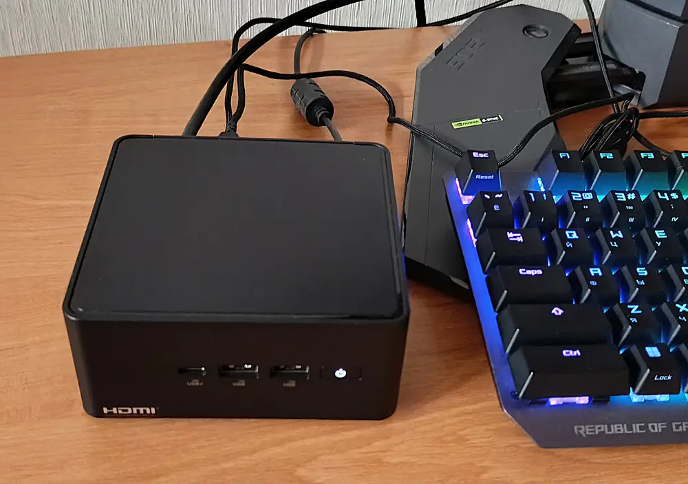 ASUS NUC 14 专业版