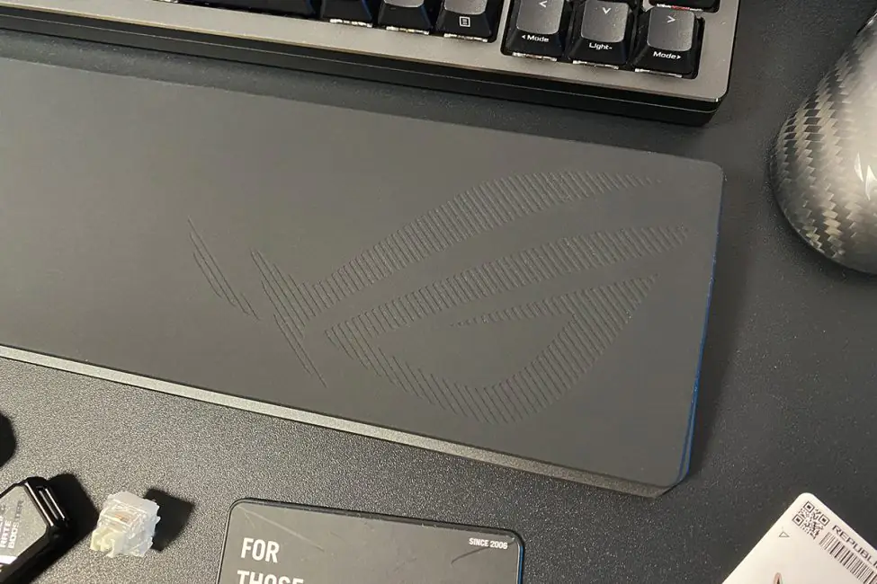 ASUS ROG 金丹 Extreme