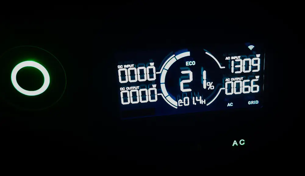 BLUETTI AC200L AC цэнэглэж байна