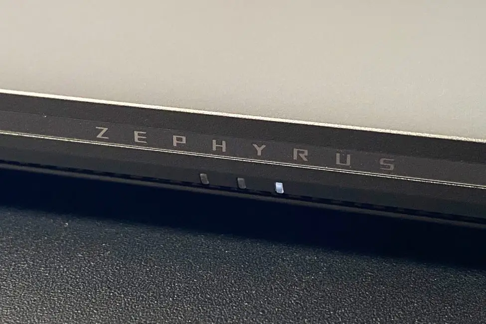 ASUS ROG Zephyrus G16 2024 (GA605WI-QR107X)