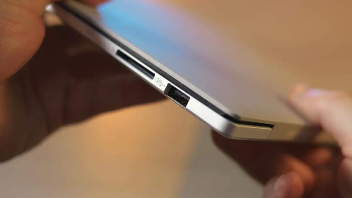 ASUS ZenBook S 16