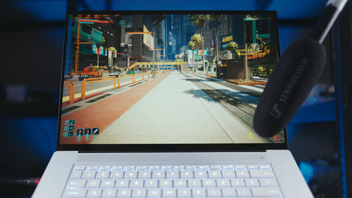 ASUS ZenBook S 16
