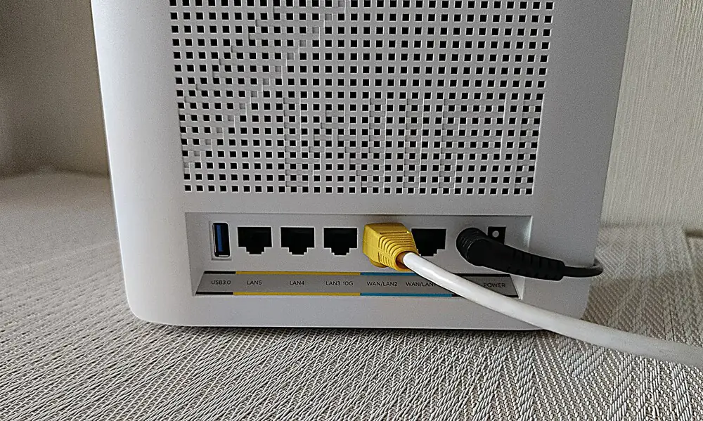 ASUS ZenWiFi BQ16