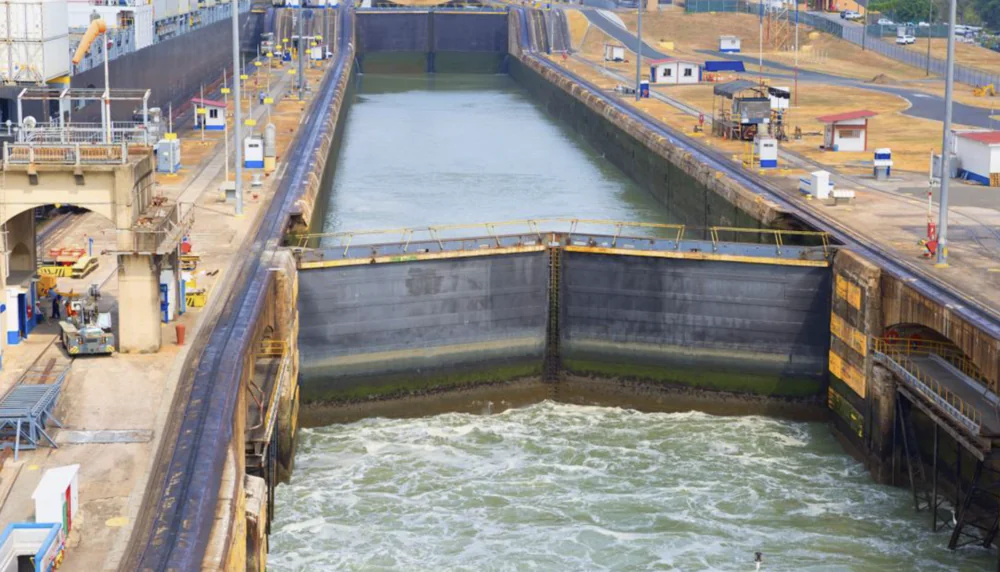 canal do Panamá