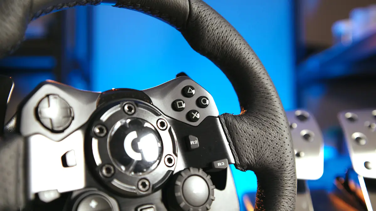 Logitech G923