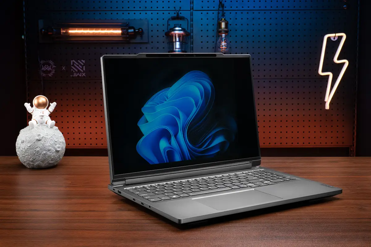 Lenovo ThinkBook 3D