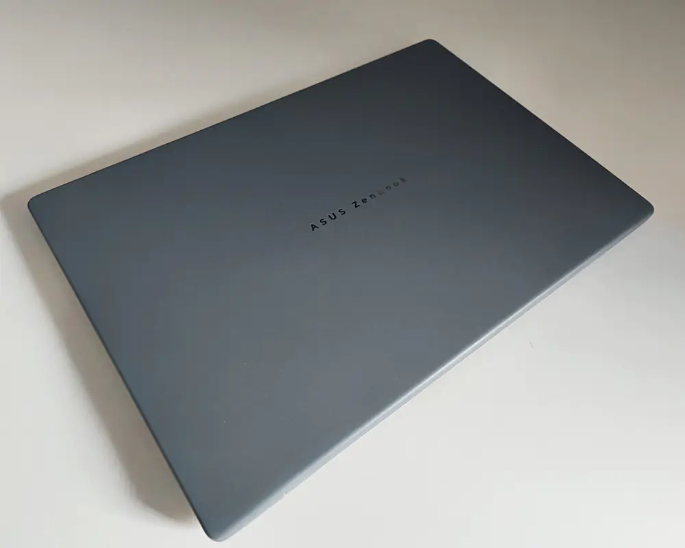 ASUS Zenbook A14 (UX3407)