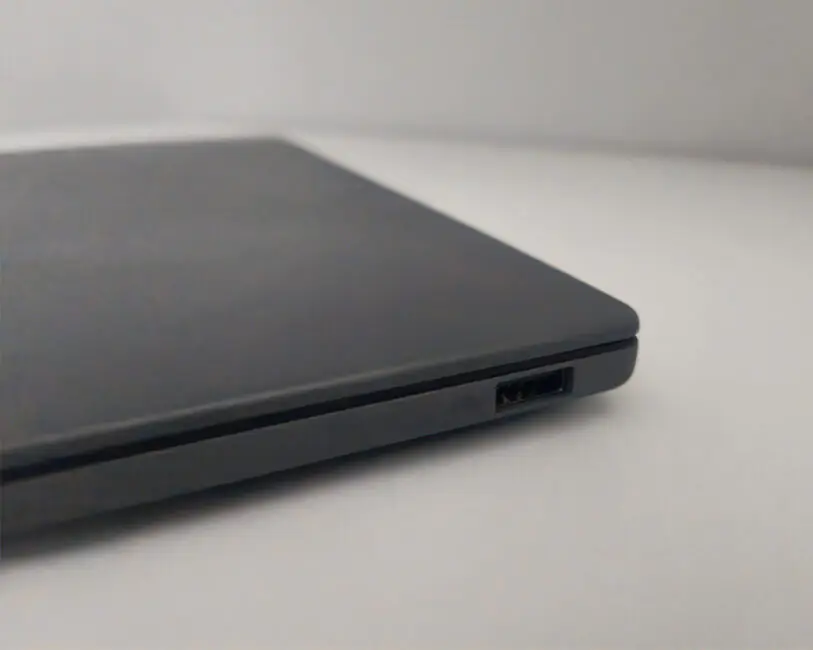 ASUS Zenbook Ports A14
