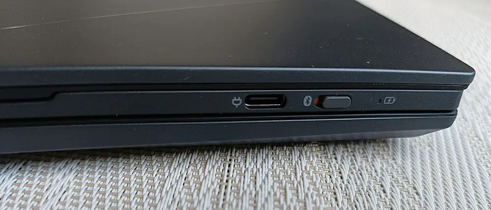 ASUS Zenbook DUO 2025