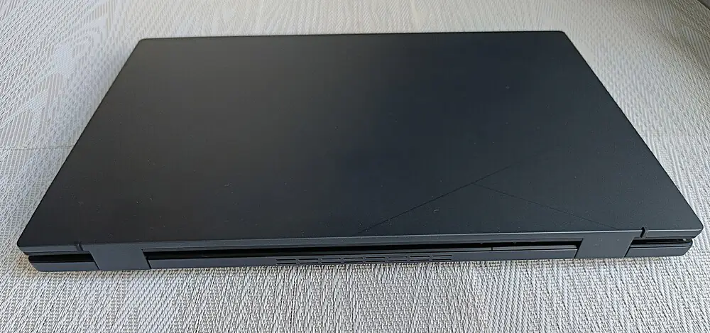 ASUS Zenbook DUO 2025