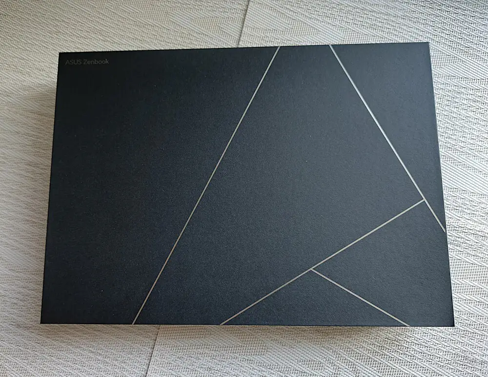 ASUS Zenbook DUO 2025