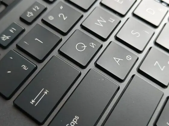ASUS Zenbook DUO 2025