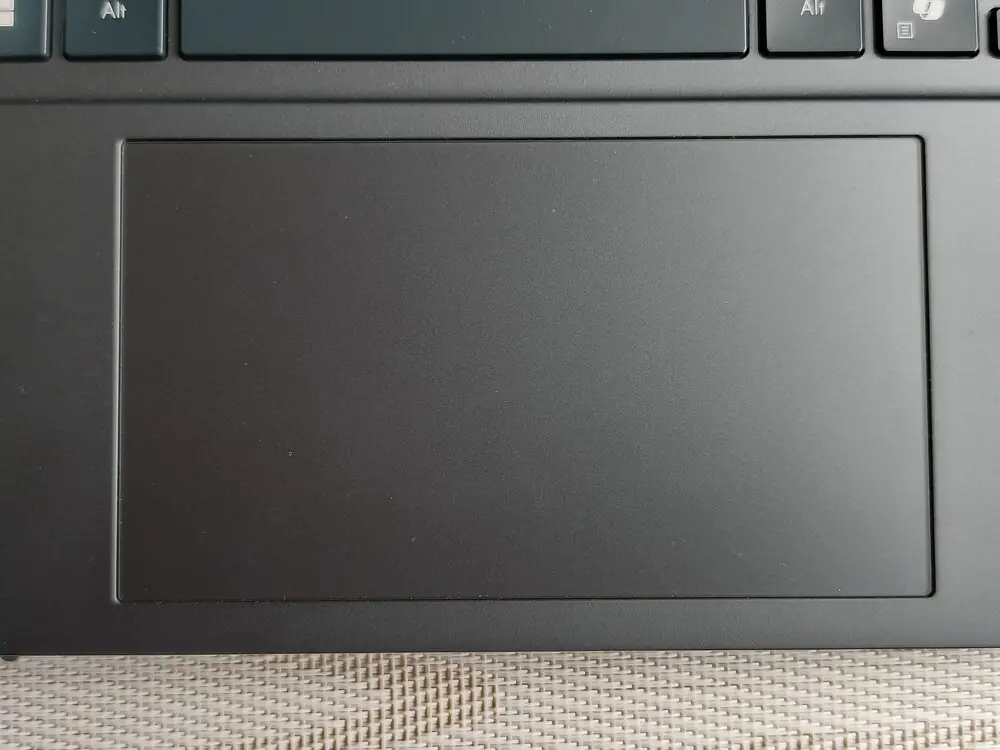 ASUS Zenbook DUO 2025