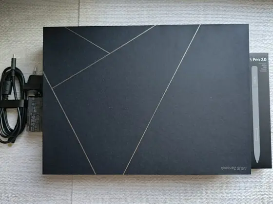 ASUS Zenbook DUO 2025