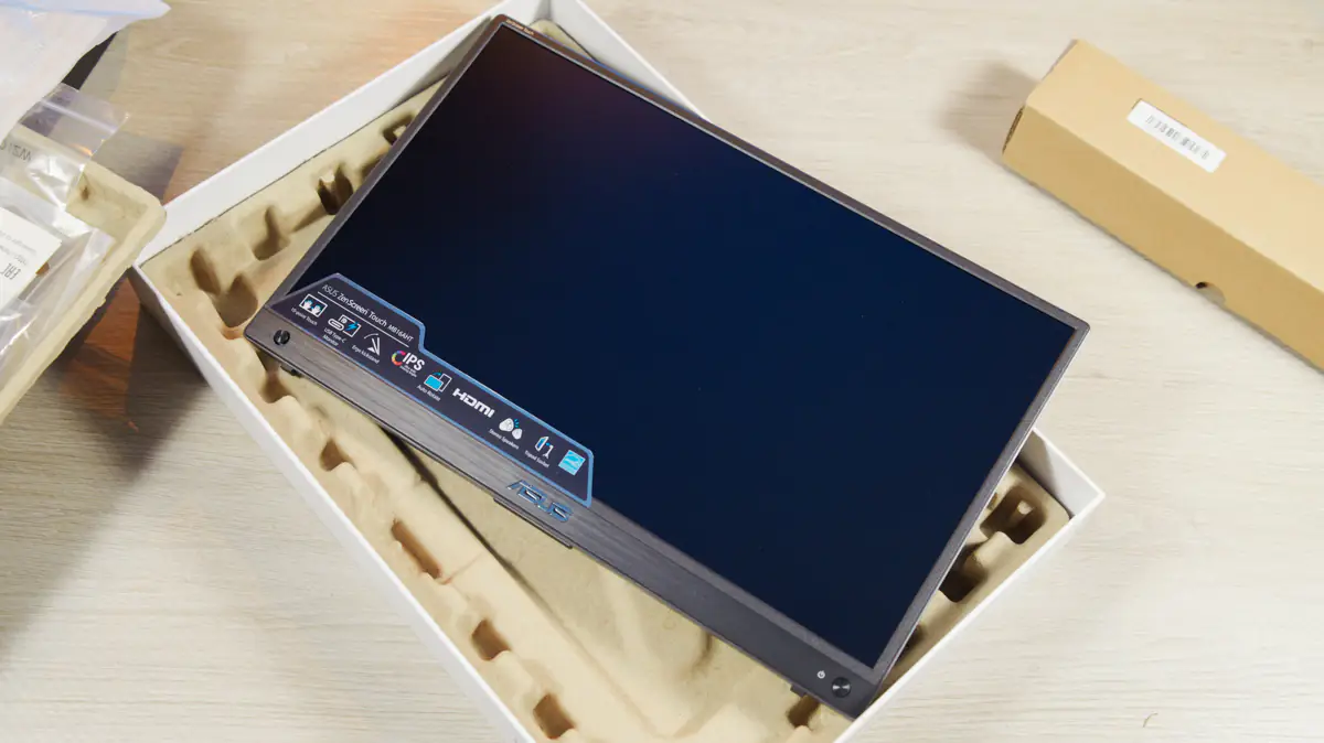 ASUS ZenScreen Touch MB16AHT